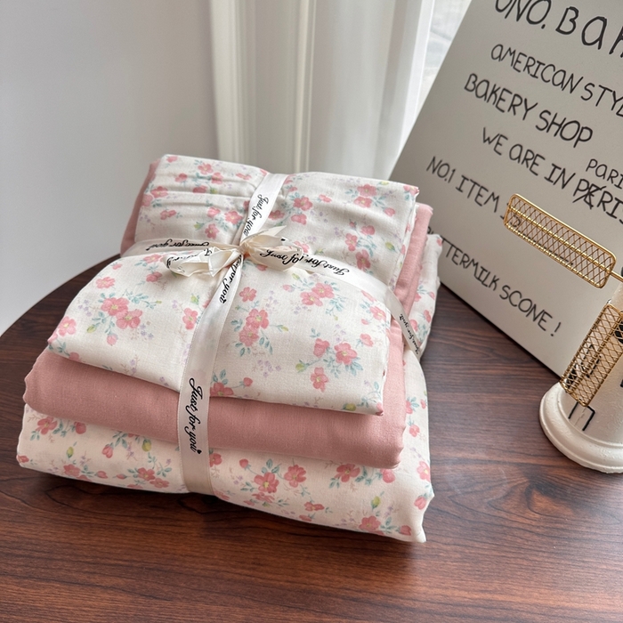 91家纺网 家纺一手货源 找家纺 爱思佳 2024新款A类母婴全棉双层纱印花四件套直播热卖系列-系列一 孝琳