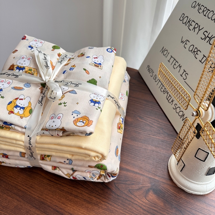 91家纺网 家纺一手货源 找家纺 爱思佳 2024新款A类母婴全棉双层纱印花四件套直播热卖系列-系列一 野餐兔