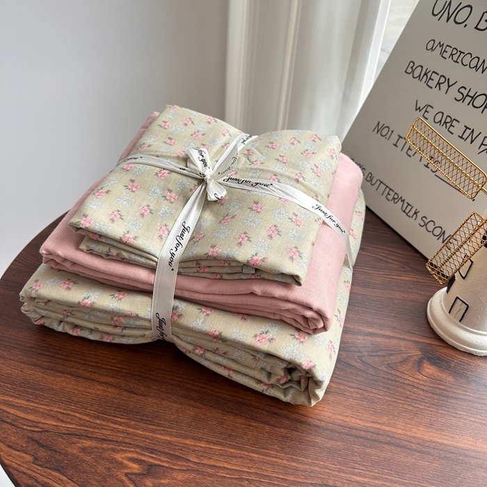 91家纺网 家纺一手货源 找家纺 爱思佳 2024新款A类母婴全棉双层纱印花四件套直播热卖系列-系列一 璎珞