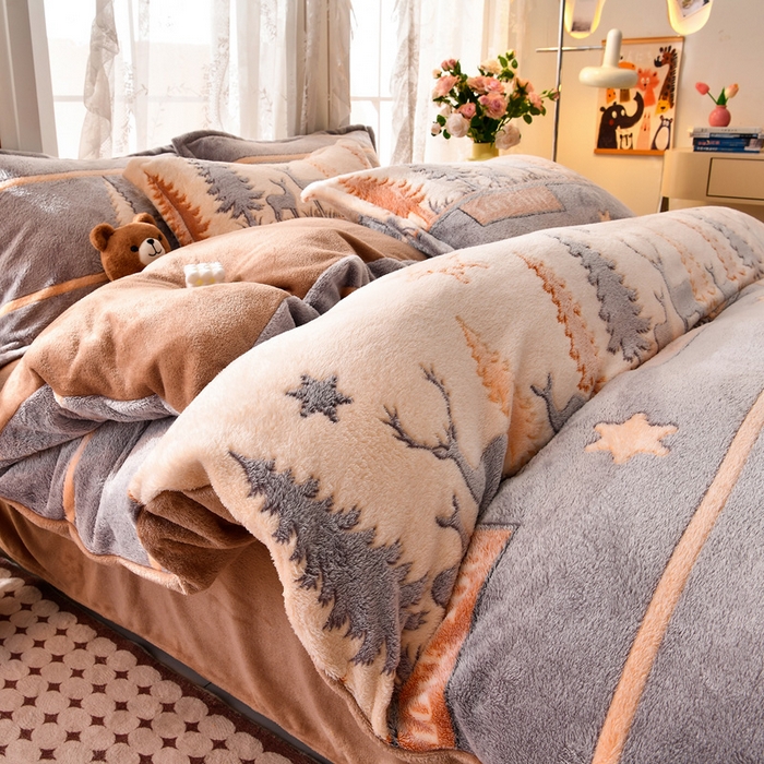 91家纺网 家纺一手货源 找家纺 （总）牵梦萦 2025新款雪花绒小清新印花四件套