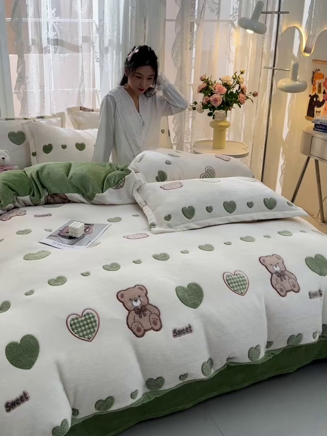 91家纺网 家纺一手货源 找家纺 （总）牵梦萦 2025新款雪花绒小清新印花四件套