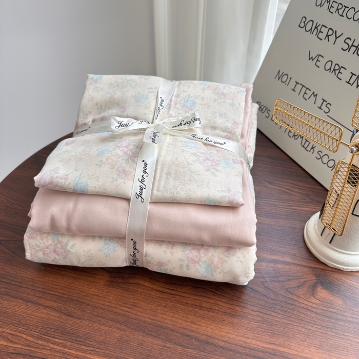 91家纺网 家纺一手货源 找家纺 爱思佳 2024新款A类母婴全棉双层纱印花四件套直播热卖系列-系列二 晚香玉