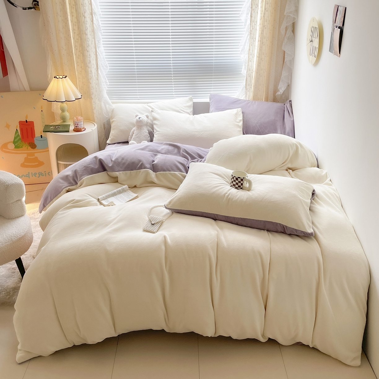 91家纺网 家纺一手货源 找家纺 酱子 2025新款纯色双拼牛奶绒四件套190克 奶黄+浅紫