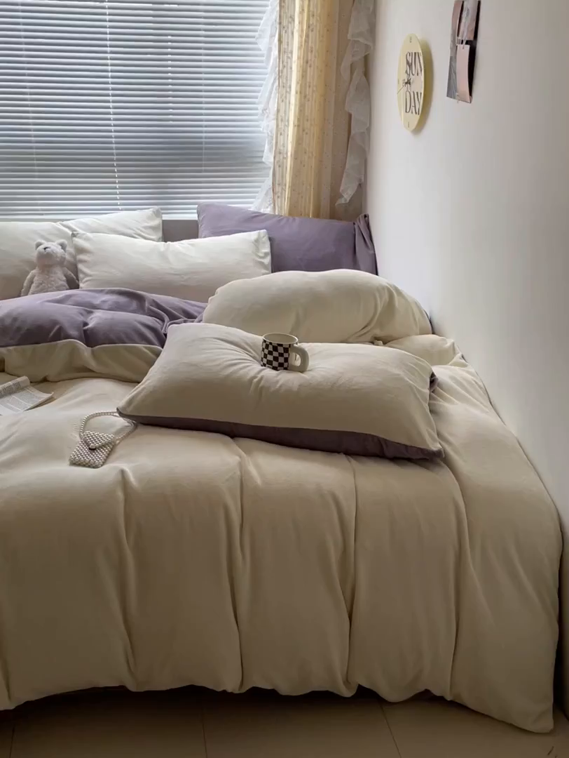 91家纺网 家纺一手货源 找家纺 酱子 2025新款纯色双拼牛奶绒四件套190克 奶黄+浅紫