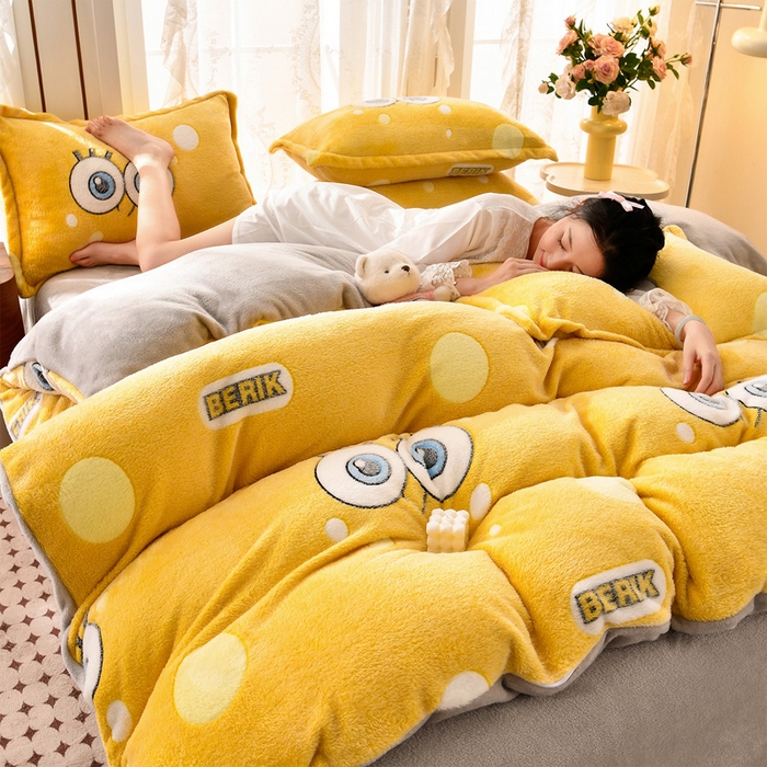 91家纺网 家纺一手货源 找家纺 牵梦萦 2025新款雪花绒小清新印花四件套 大眼宝宝