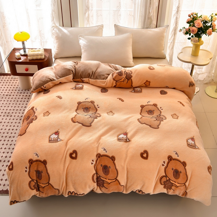 91家纺网 家纺一手货源 找家纺 牵梦萦 2025新款雪花绒小清新印花四件套 卡皮巴拉