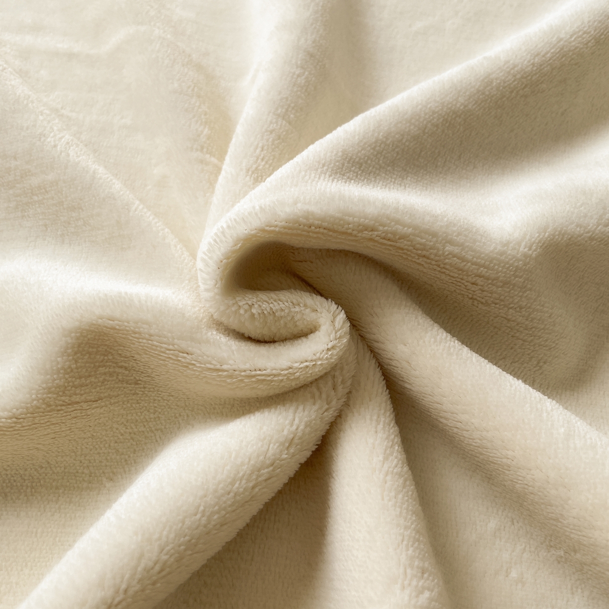 91家纺网 家纺一手货源 找家纺 酱子 2025新款纯色双拼牛奶绒四件套190克 奶黄+桃粉