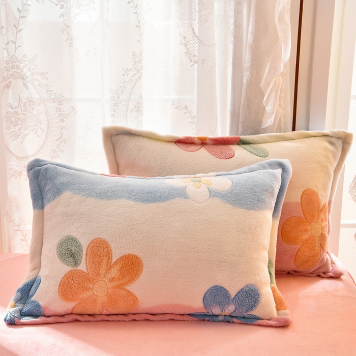 91家纺网 家纺一手货源 找家纺 牵梦萦 2025新款雪花绒小清新印花四件套 迷人花语