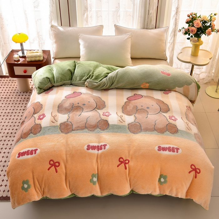 91家纺网 家纺一手货源 找家纺 牵梦萦 2025新款雪花绒小清新印花四件套 奶油小狗