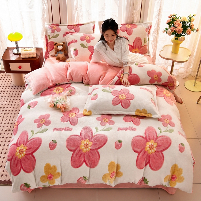 91家纺网 家纺一手货源 找家纺 牵梦萦 2025新款雪花绒小清新印花四件套 太阳花