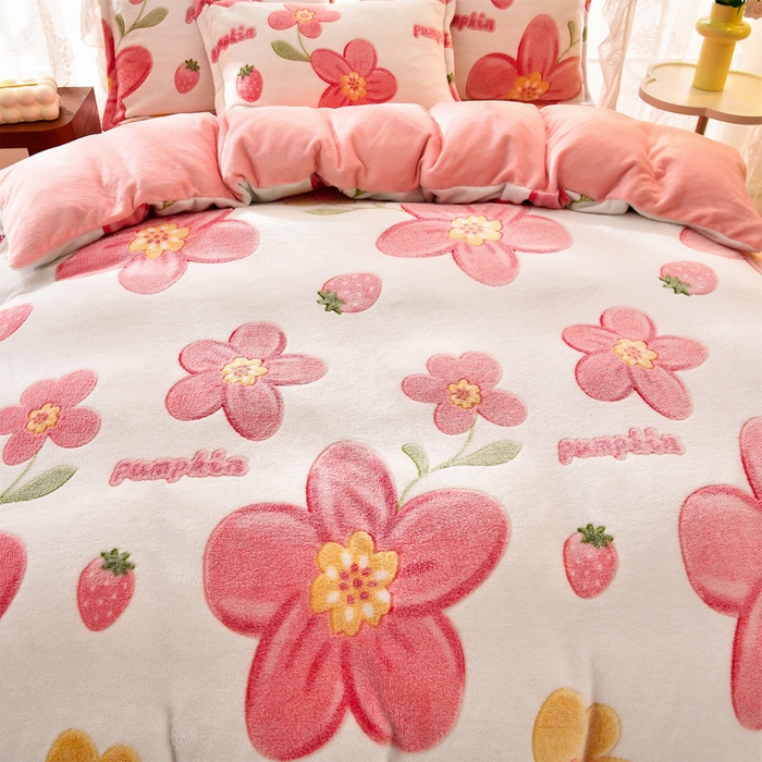 91家纺网 家纺一手货源 找家纺 牵梦萦 2025新款雪花绒小清新印花四件套 太阳花