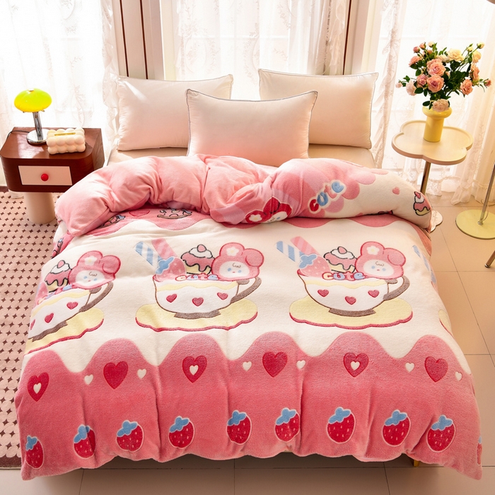 91家纺网 家纺一手货源 找家纺 牵梦萦 2025新款雪花绒小清新印花四件套 小熊冰激凌