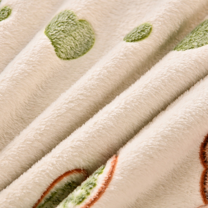 91家纺网 家纺一手货源 找家纺 牵梦萦 2025新款雪花绒小清新印花四件套 心动小熊