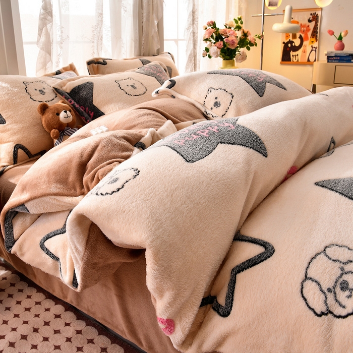 牵梦萦 2025新款雪花绒小清新印花四件套 幸运狗