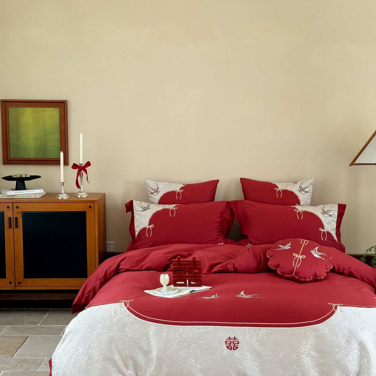 91家纺网 家纺一手货源 找家纺 （总）西西家居 25新款100支长绒棉高精密提花拼接大红婚庆四件套-比翼双飞