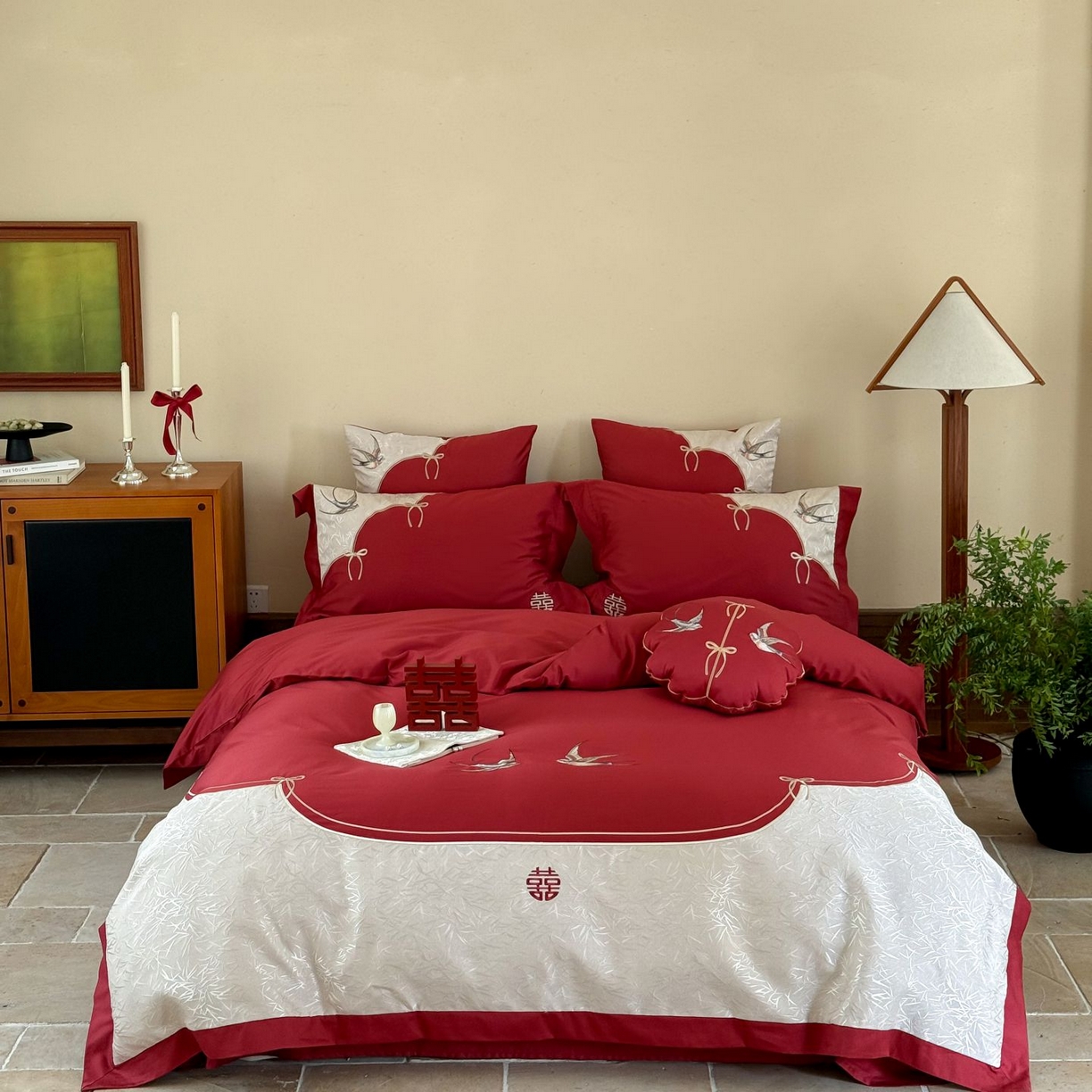 91家纺网 家纺一手货源 找家纺 （总）西西家居 25新款100支长绒棉高精密提花拼接大红婚庆四件套-比翼双飞