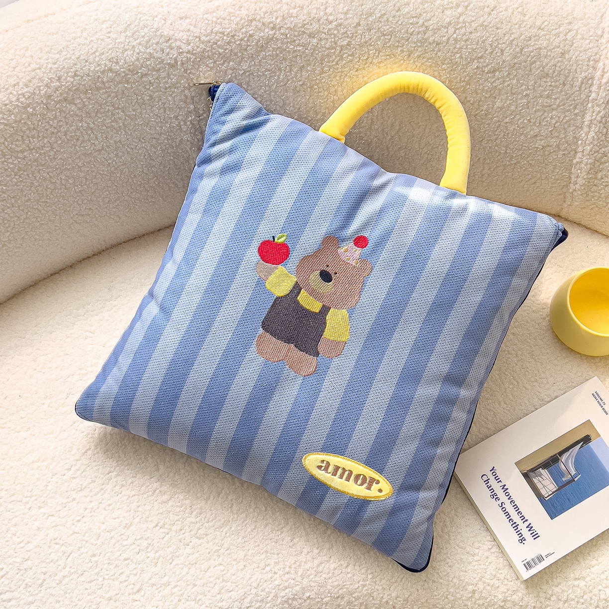 91家纺网 家纺一手货源 找家纺 诺可 2025新款可爱小熊刺绣抱枕被 小熊-紫