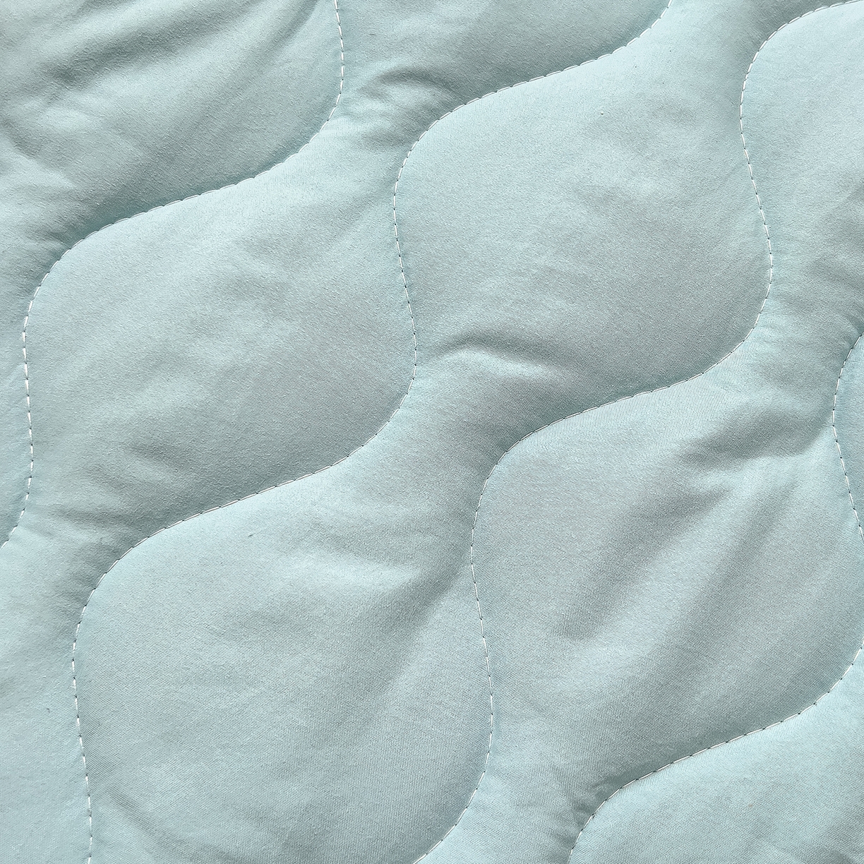 91家纺网 家纺一手货源 找家纺 诺可 2025新款可爱小熊刺绣抱枕被 小熊-紫