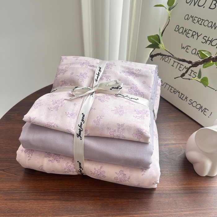 91家纺网 家纺一手货源 找家纺 爱思佳 2024新款A类母婴全棉双层纱印花四件套直播热卖系列-系列二 暮光森林-紫