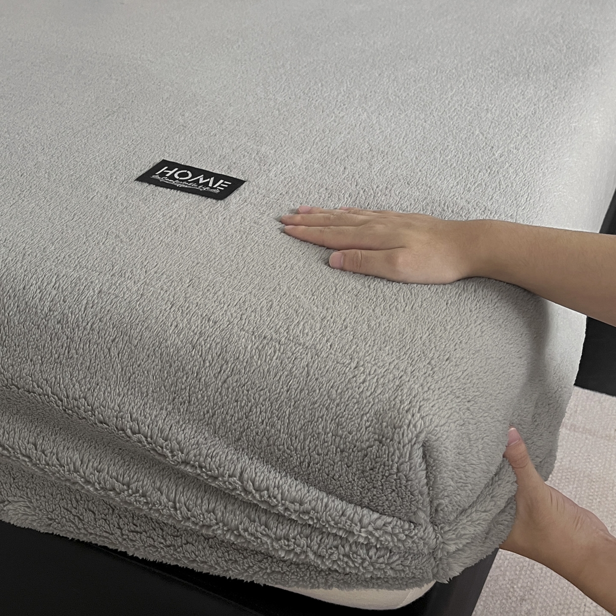 91家纺网 家纺一手货源 找家纺 欧邦 2025新款舒棉半边绒床笠 床笠款-岩石灰