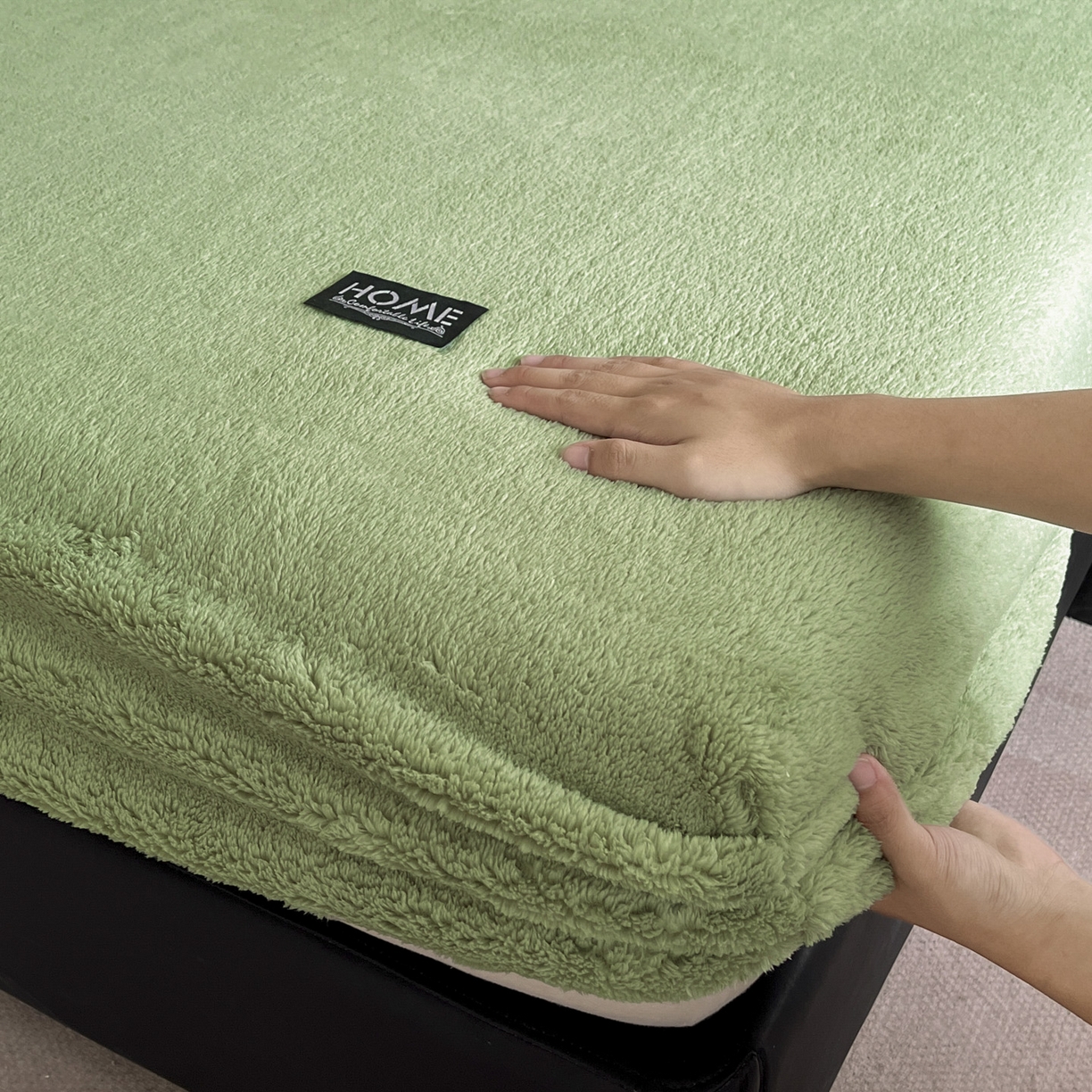 91家纺网 家纺一手货源 找家纺 欧邦 2025新款舒棉半边绒床笠 床笠款-果酱绿