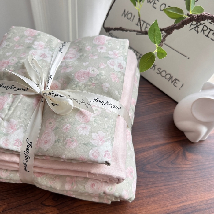 91家纺网 家纺一手货源 找家纺 爱思佳 2024新款A类母婴全棉双层纱印花四件套直播热卖系列-系列二 无尽夏