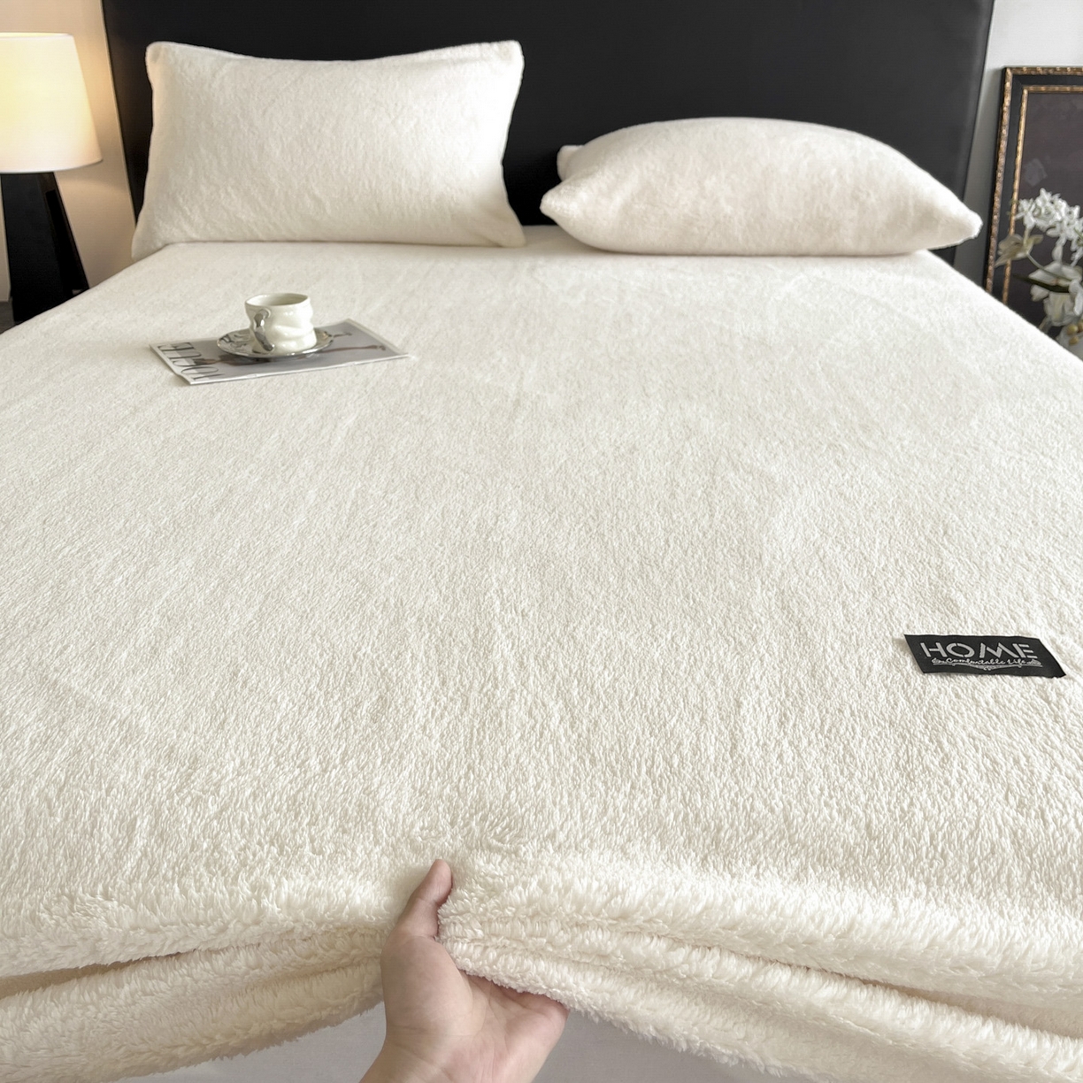 91家纺网 家纺一手货源 找家纺 欧邦 2025新款舒棉半边绒床笠 床笠款-素雅白