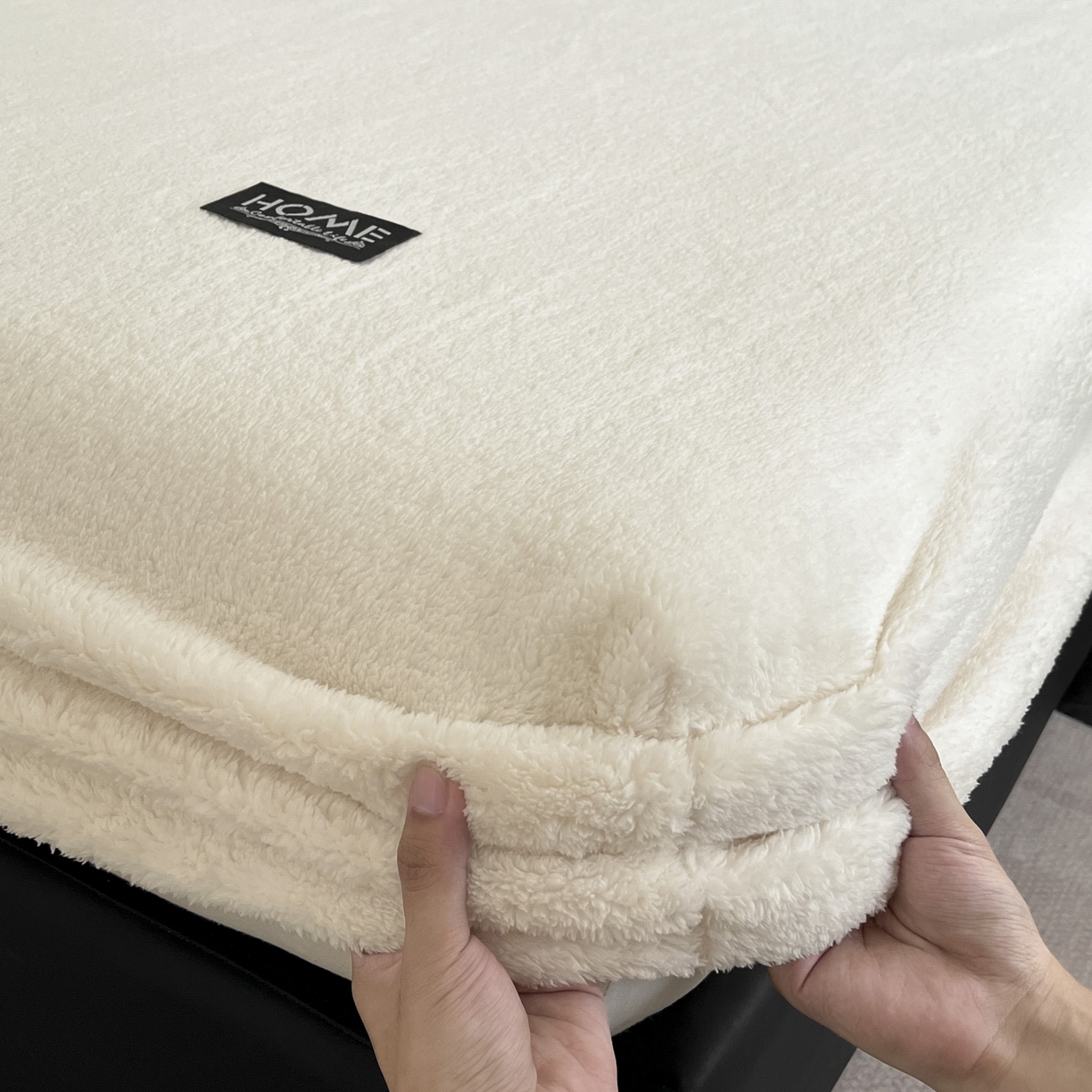 91家纺网 家纺一手货源 找家纺 欧邦 2025新款舒棉半边绒床笠 床笠款-素雅白