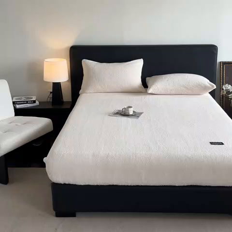 91家纺网 家纺一手货源 找家纺 欧邦 2025新款舒棉半边绒床笠 床笠款-素雅白