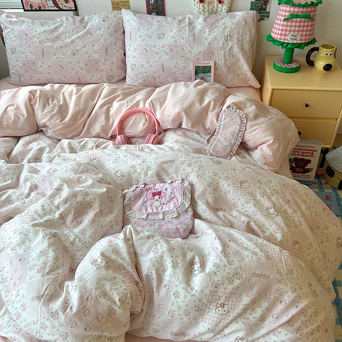 91家纺网 家纺一手货源 找家纺 原素 2025学生季专属双拼印花水洗棉双层纱四件套 碎花kt酱