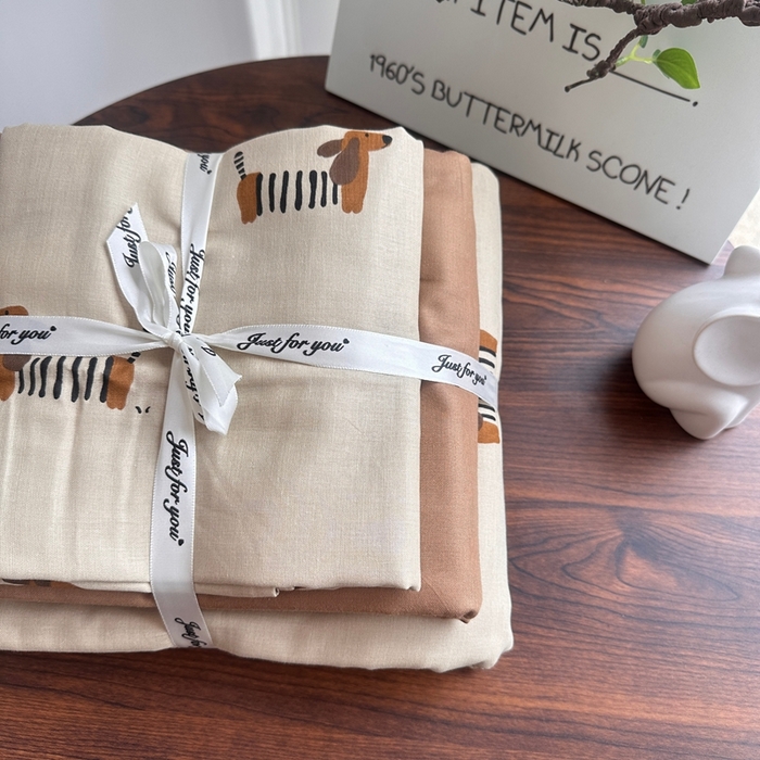 91家纺网 家纺一手货源 找家纺 爱思佳 2024新款A类母婴全棉双层纱印花四件套直播热卖系列-系列二 修修狗