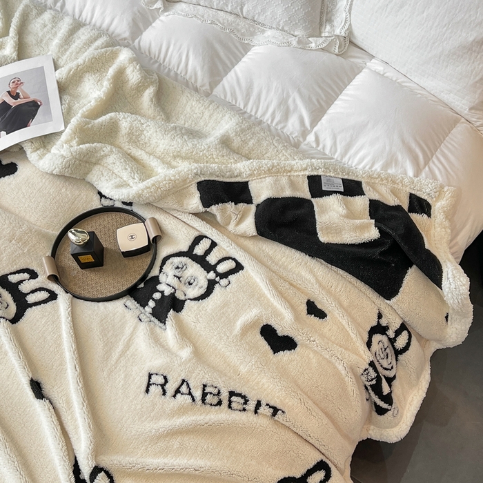 91家纺网 家纺一手货源 找家纺 美洲琳 2025新款羊羔绒复合简约现代休闲毯 布布