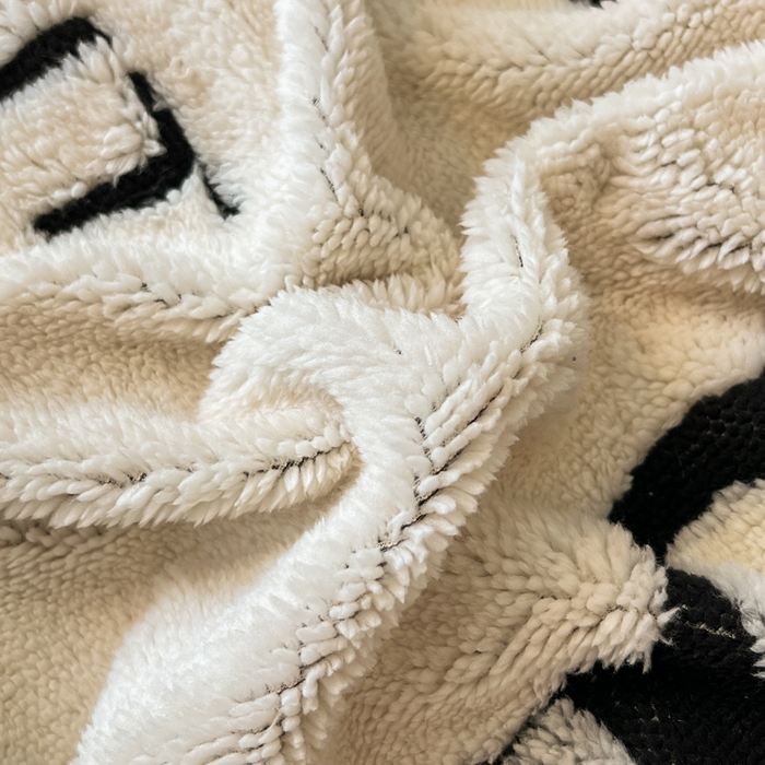 91家纺网 家纺一手货源 找家纺 美洲琳 2025新款羊羔绒复合简约现代休闲毯 布布