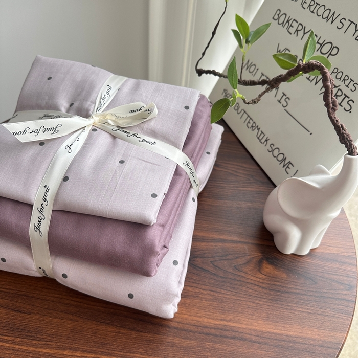 91家纺网 家纺一手货源 找家纺 爱思佳 2024新款A类母婴全棉双层纱印花四件套直播热卖系列-系列二 芋泥波波