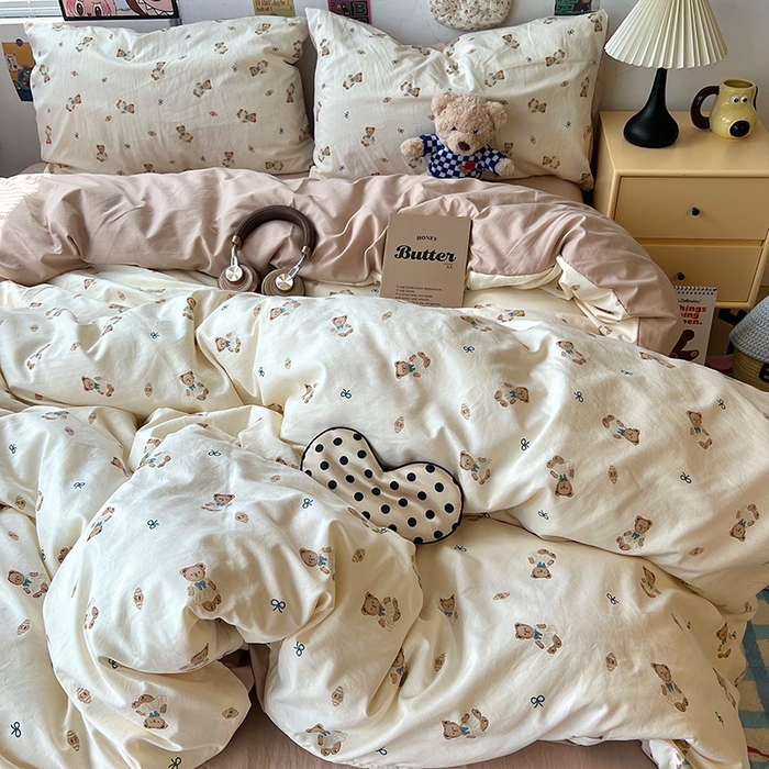 91家纺网 家纺一手货源 找家纺 原素 2025学生季专属双拼印花水洗棉双层纱四件套 奶茶熊
