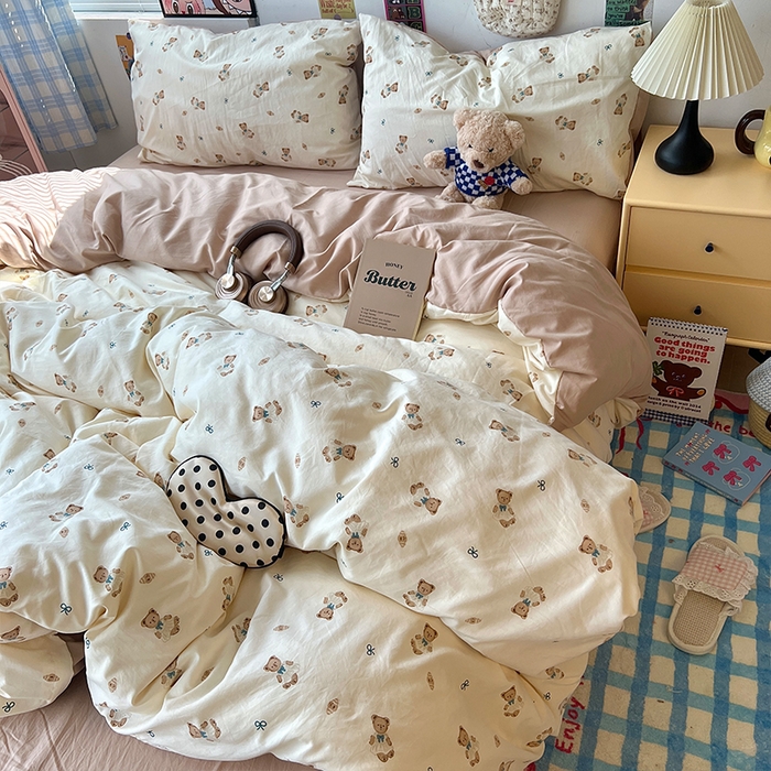 91家纺网 家纺一手货源 找家纺 原素 2025学生季专属双拼印花水洗棉双层纱四件套 奶茶熊
