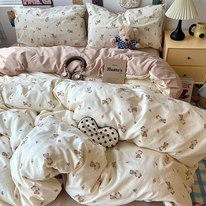 91家纺网 家纺一手货源 找家纺 原素 2025学生季专属双拼印花水洗棉双层纱四件套 奶茶熊