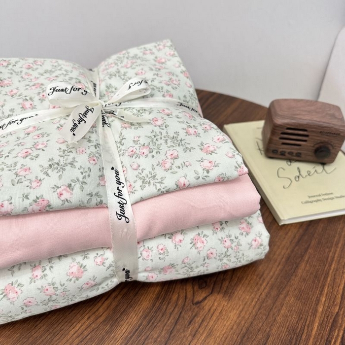 91家纺网 家纺一手货源 找家纺 爱思佳 2024新款A类母婴全棉双层纱印花四件套直播热卖系列-系列二 早春来信