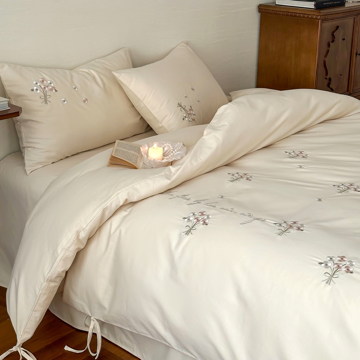 FORTWO家纺原创设计（FOR TWO家纺） 2025新款全棉纯棉纯色磨毛绣花系带款四件套-栀子花信 栀子花信-奶黄