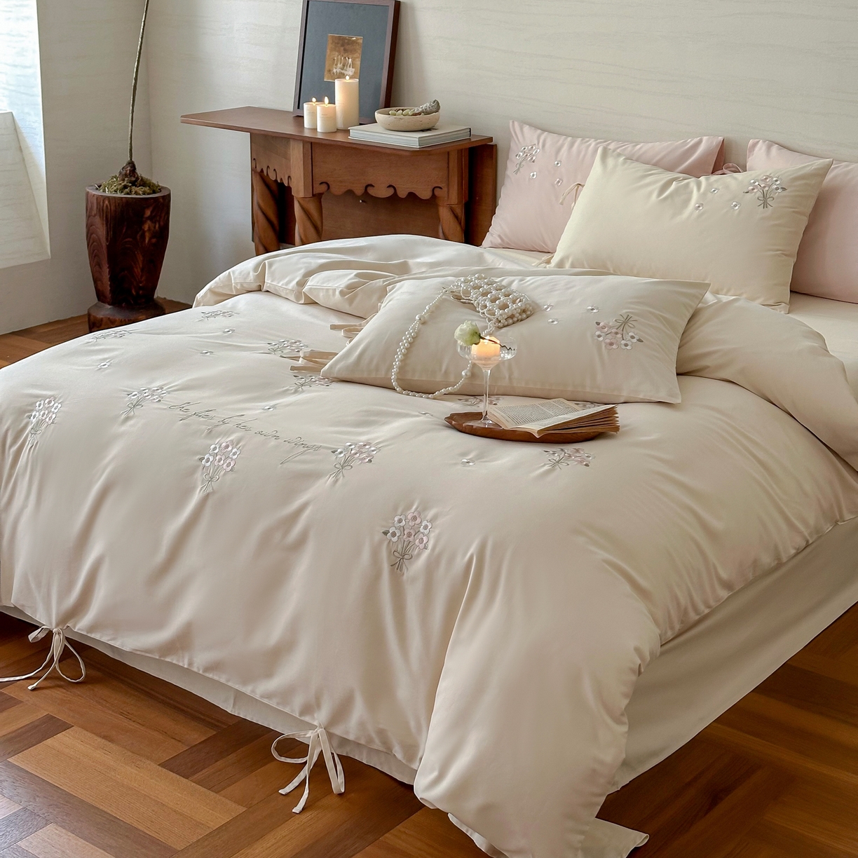 91家纺网 家纺一手货源 找家纺 FORTWO家纺原创设计（FOR TWO家纺） 2025新款全棉纯棉纯色磨毛绣花系带款四件套-栀子花信 栀子花信-奶黄