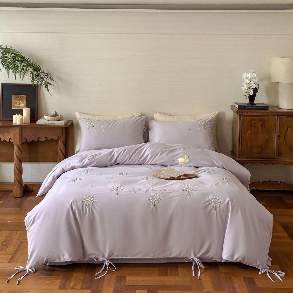 91家纺网 家纺一手货源 找家纺 FORTWO家纺原创设计（FOR TWO家纺） 2025新款全棉纯棉纯色磨毛绣花系带款四件套-栀子花信 栀子花信-紫