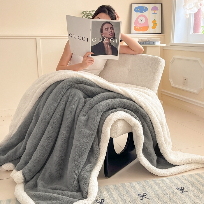 91家纺网 家纺一手货源 找家纺 （总）欧邦 2025新款A类舒棉半边绒羊羔绒双层毛毯跨境