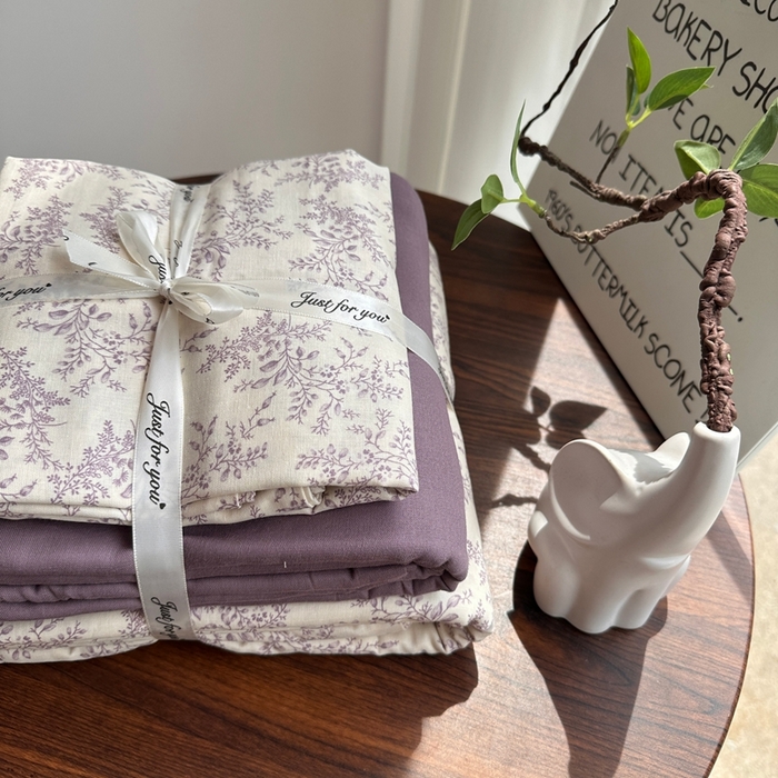 91家纺网 家纺一手货源 找家纺 爱思佳 2024新款A类母婴全棉双层纱印花四件套直播热卖系列-系列二 紫萱