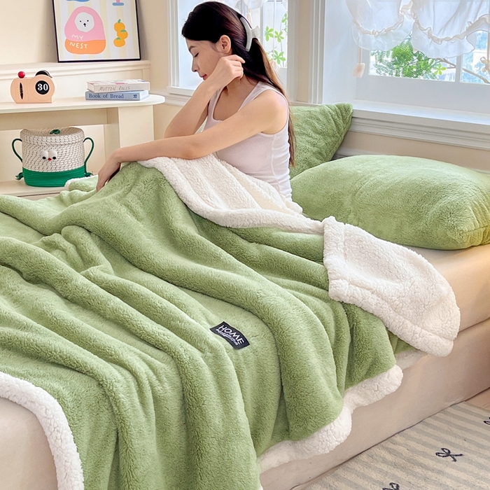 91家纺网 家纺一手货源 找家纺 欧邦 2025新款A类舒棉半边绒羊羔绒双层毛毯跨境 双层-果酱绿