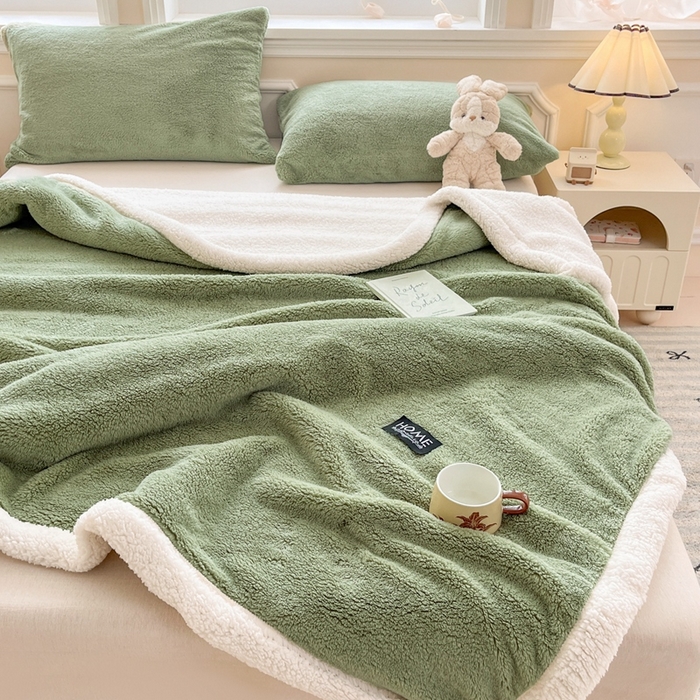91家纺网 家纺一手货源 找家纺 欧邦 2025新款A类舒棉半边绒羊羔绒双层毛毯跨境 双层-果酱绿