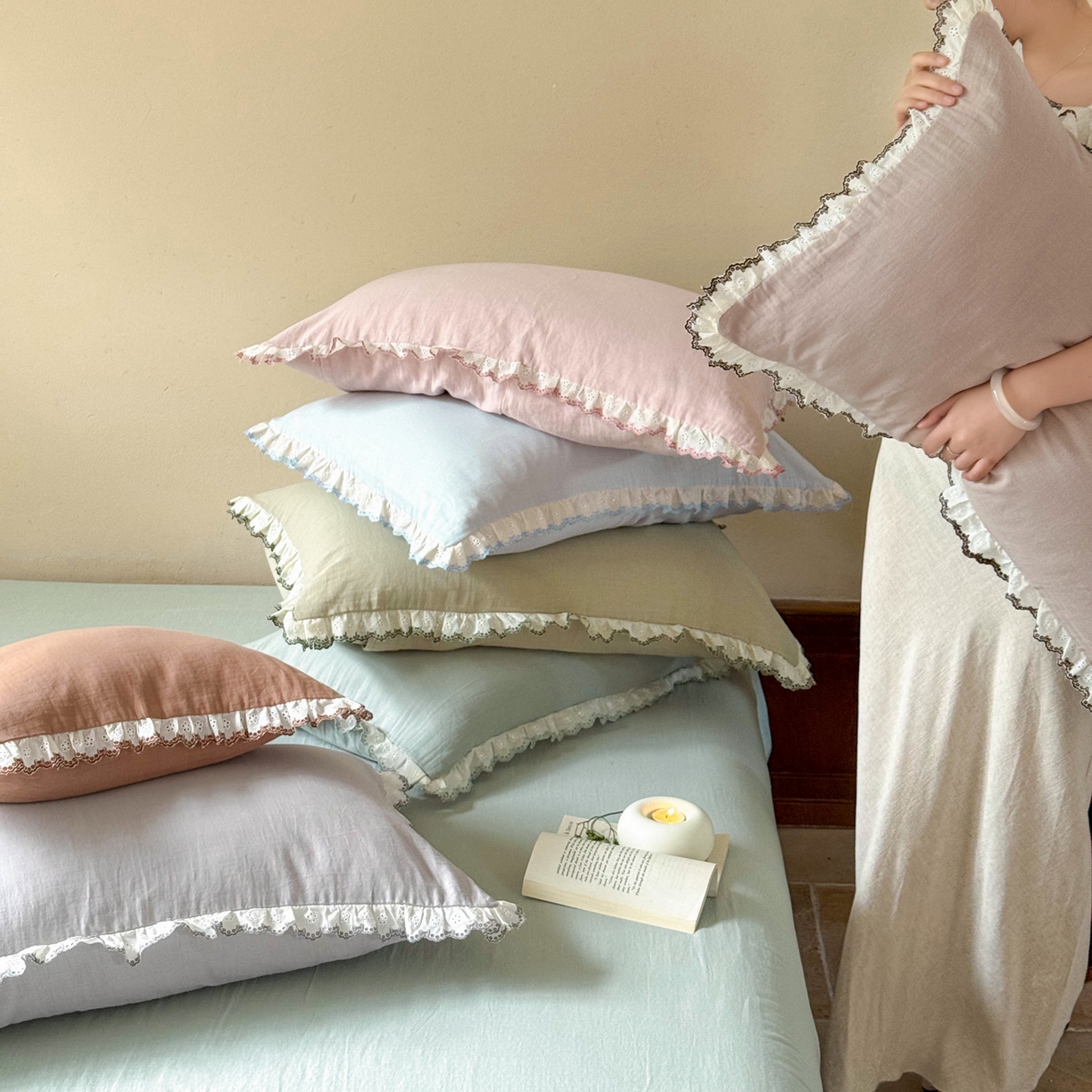 91家纺网 家纺一手货源 找家纺 （总）FORTWO家纺原创设计（FOR TWO家纺） 2025新款双层纱刺绣花边款四件套-安妮