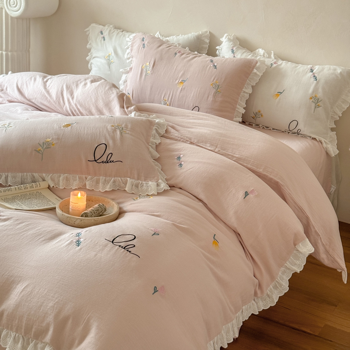 FORTWO家纺原创设计（FOR TWO家纺） 2025新款40支全棉纯棉双层纱刺绣花边款四件套-小花园 小花园-粉