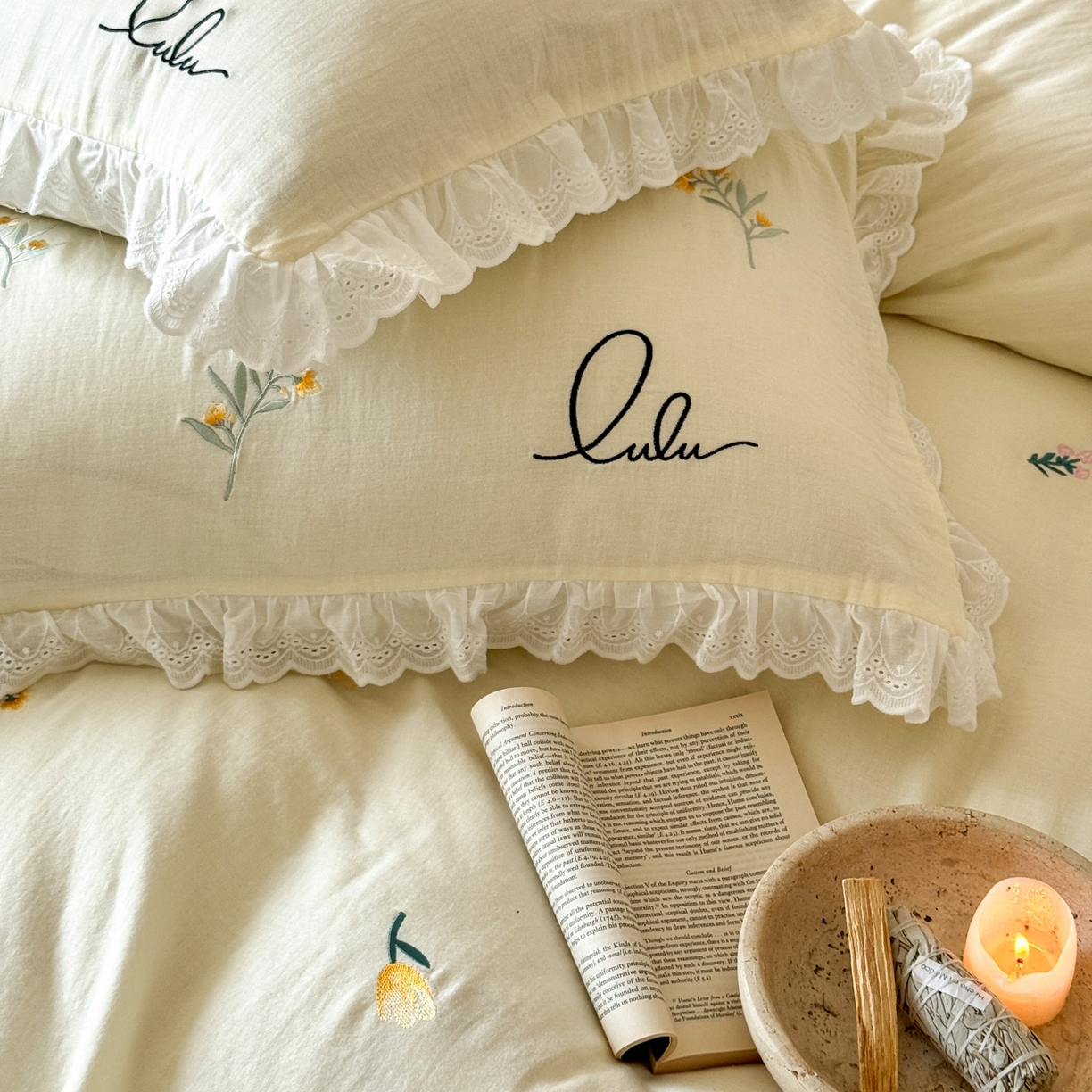 91家纺网 家纺一手货源 找家纺 FORTWO家纺原创设计（FOR TWO家纺） 2025新款40支全棉纯棉双层纱刺绣花边款四件套-小花园 小花园-黄