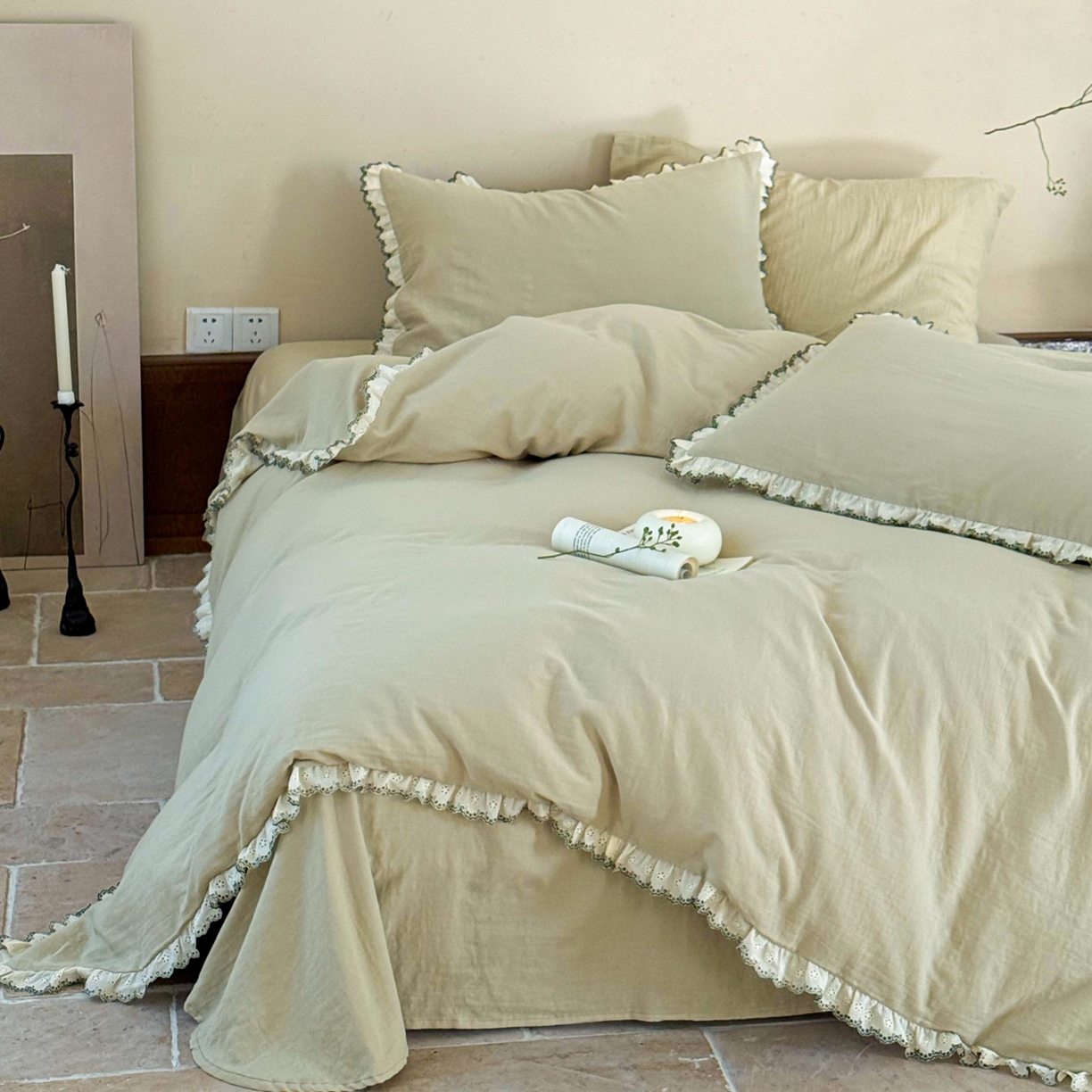 91家纺网 家纺一手货源 找家纺 FORTWO家纺原创设计（FOR TWO家纺） 2025新款双层纱刺绣花边款四件套-安妮 安妮-瓷绿