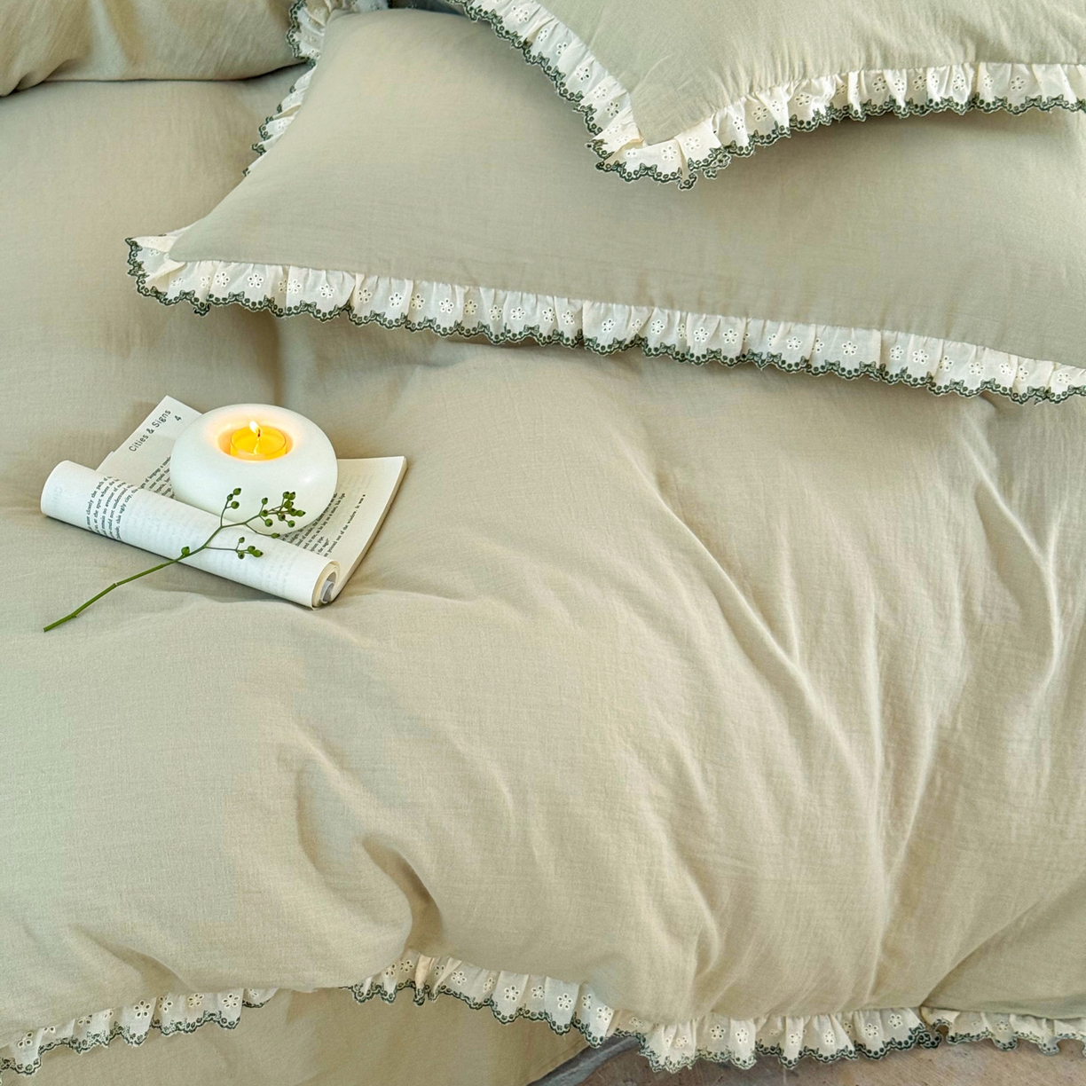 91家纺网 家纺一手货源 找家纺 FORTWO家纺原创设计（FOR TWO家纺） 2025新款双层纱刺绣花边款四件套-安妮 安妮-瓷绿